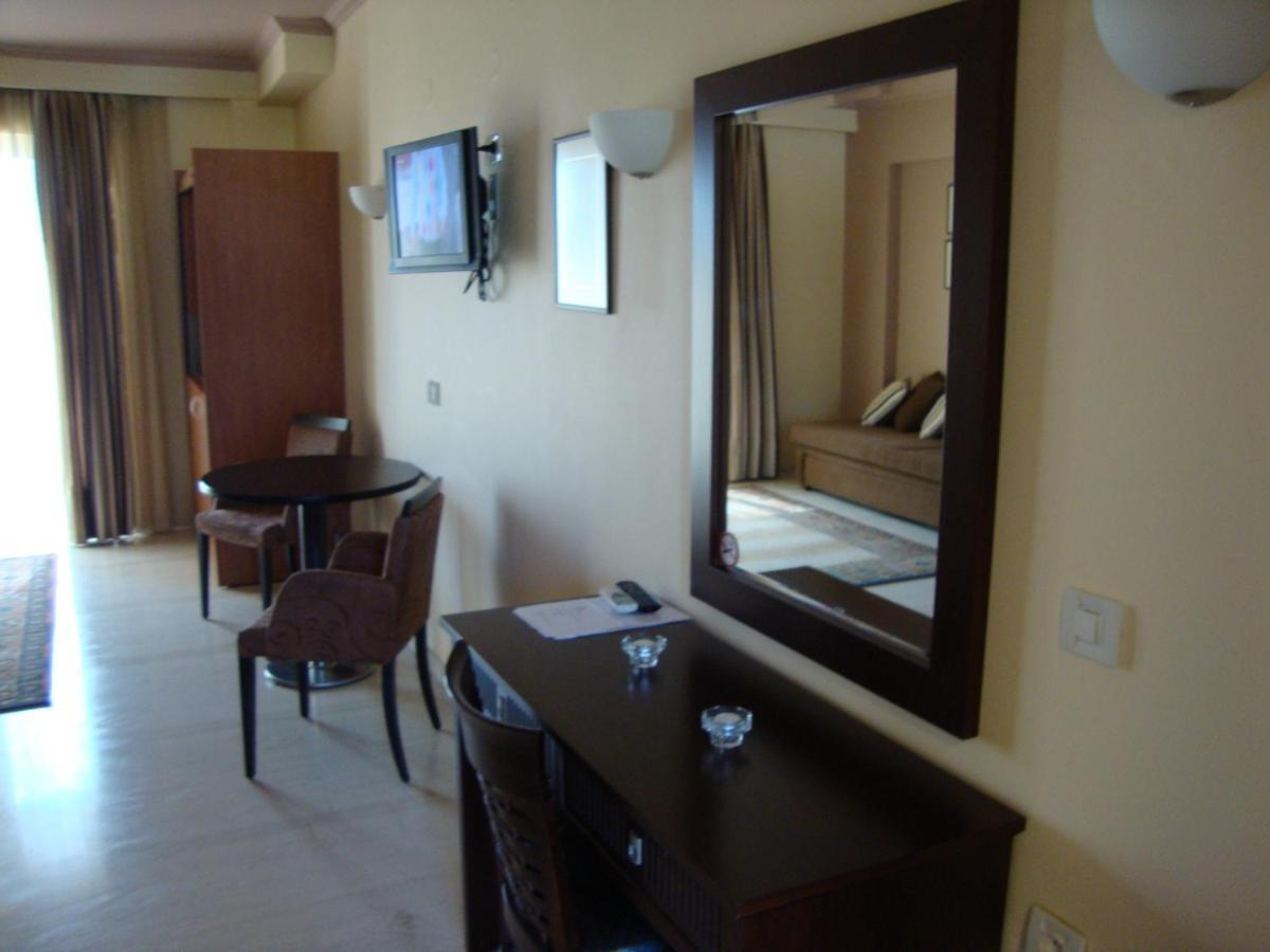 Captain Stavros Hotel Nydri  Extérieur photo